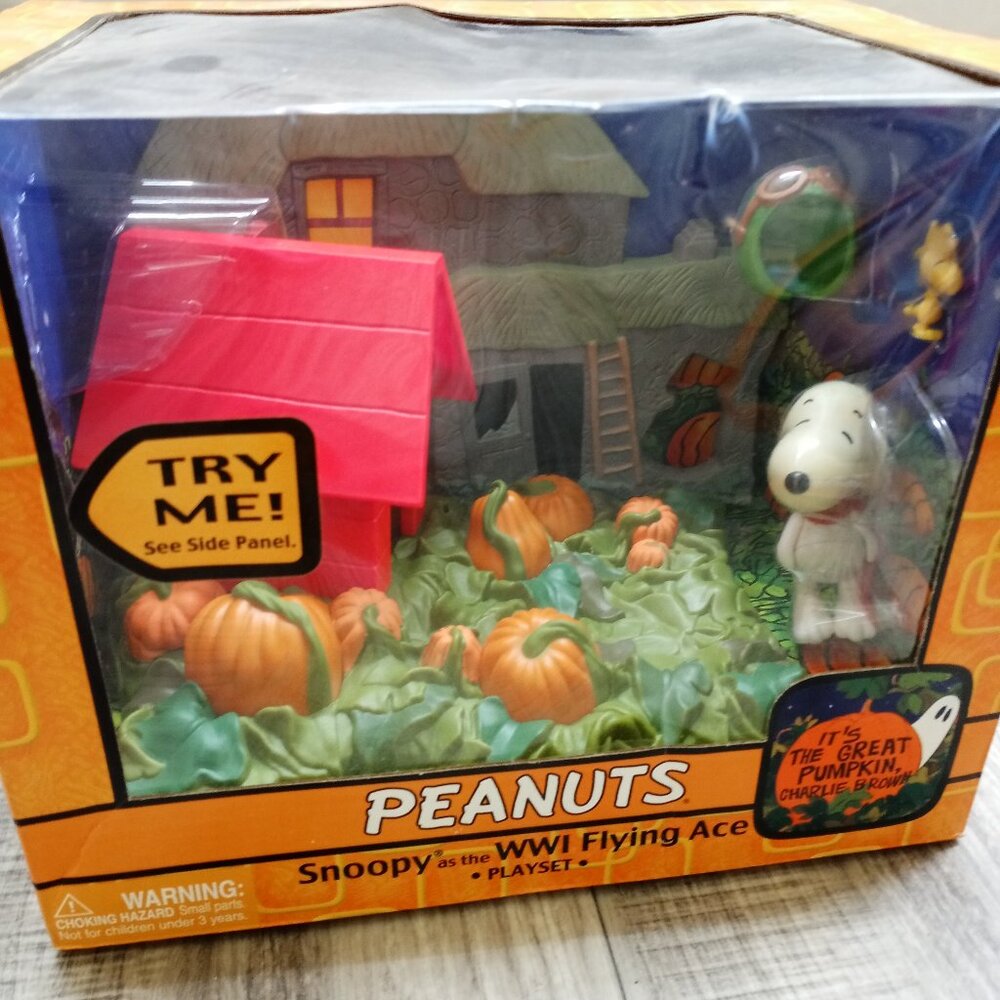 Snoopy Peanuts Flying Ace The Great Pumpkin Memory Lane 2002
